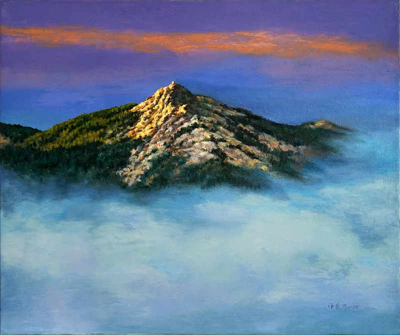 Mountains following the clouds